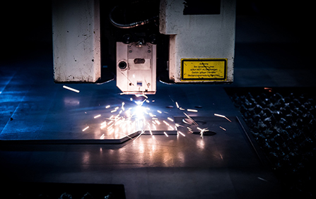 <font style='font-size:24px;font-weight:bold'> 產(chǎn)品質(zhì)量</font><br/>專(zhuān)注于生產(chǎn)各種PVC保鮮膜流延生產(chǎn)線(xiàn)、<br/>PVC保鮮膜吹膜生產(chǎn)線(xiàn)、PVC透明包裝膜生產(chǎn)線(xiàn)、TPU薄膜生產(chǎn)線(xiàn)等